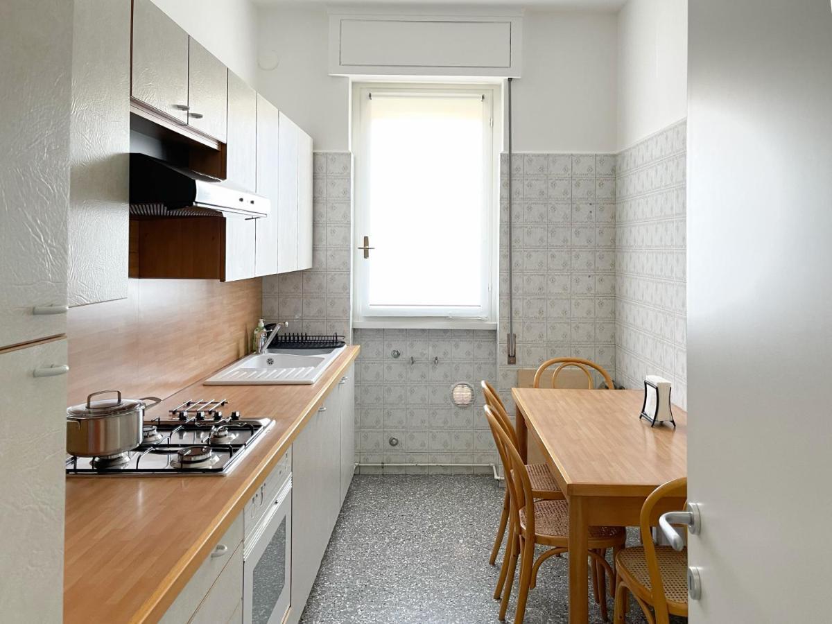Accogliente Trilocale A Brescia Apartment Bagian luar foto