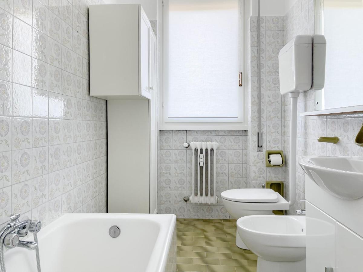 Accogliente Trilocale A Brescia Apartment Bagian luar foto